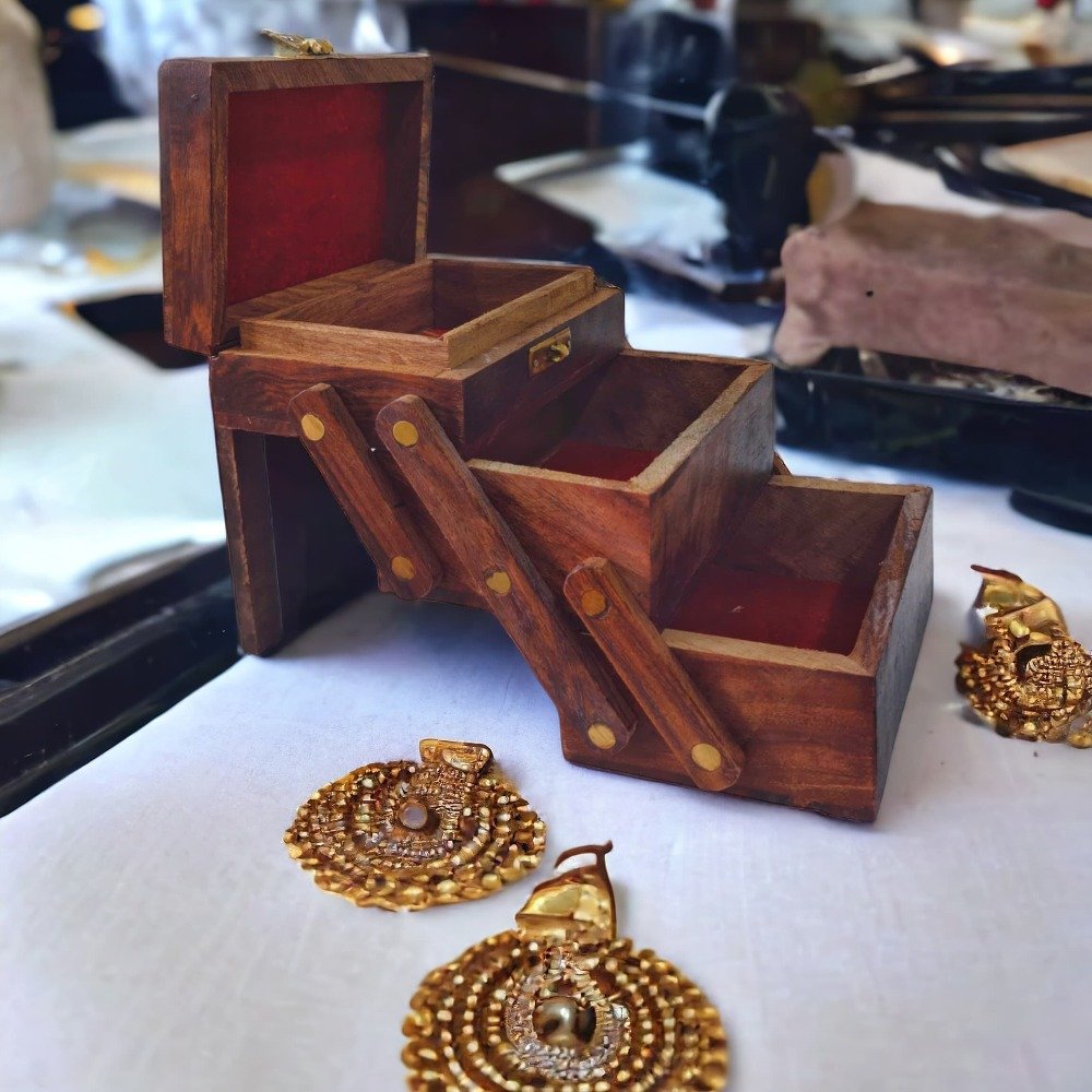 3-Drawer Wooden Carved Jewelry Box – A Timeless Treasure for Your Keepsakes thumbnail 3